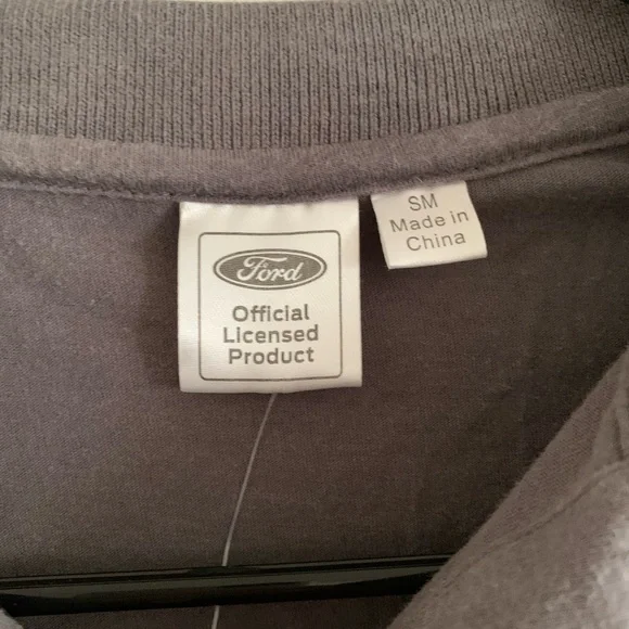 Ford crop top - Picture 3 of 4